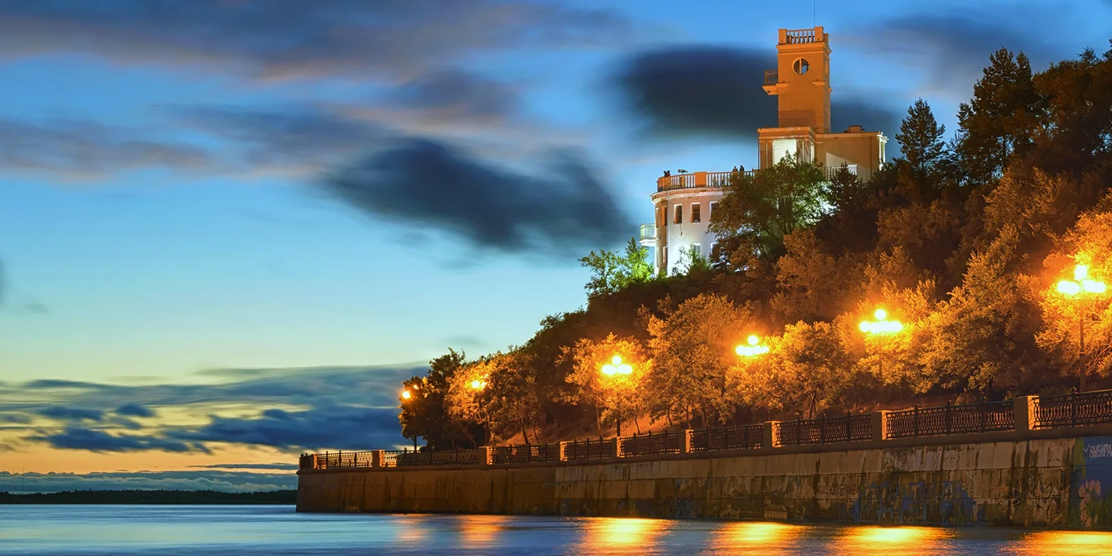 Амурский утес